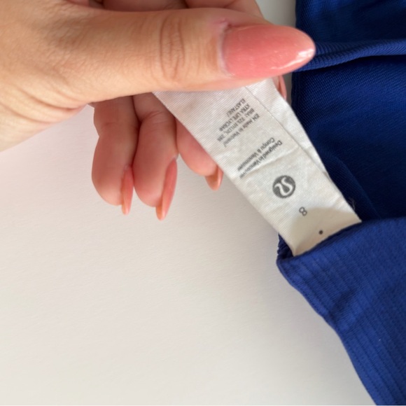 Lululemon Blue Athletic Crop Top and Shorts Set - Picture 7 of 7